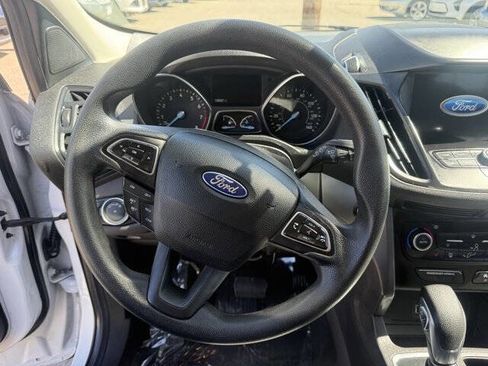 Used 2019 Ford Escape SE FWD image 15