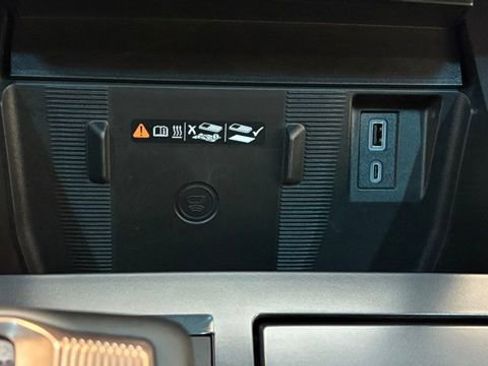 Used 2024 GMC Hummer EV 3X image 35