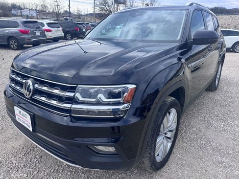 Used 2019 Volkswagen Atlas SE image 2