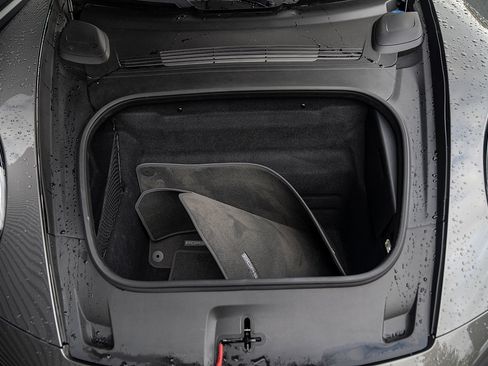 Certified 2022 Porsche 911 Carrera image 21