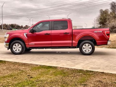 Used 2022 Ford F150 XLT image 4