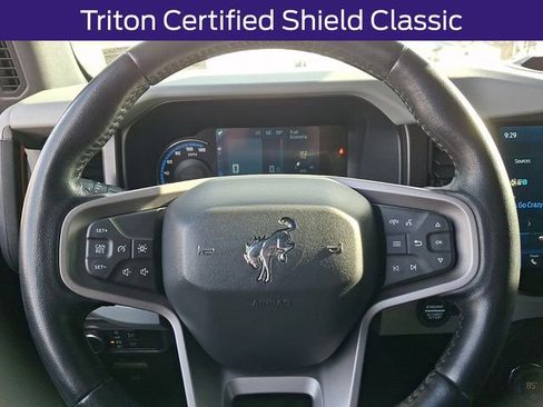 Used 2021 Ford Bronco Badlands image 22