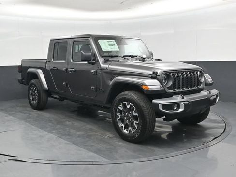 New 2026 Jeep Gladiator Sport AWD/4WD image 1