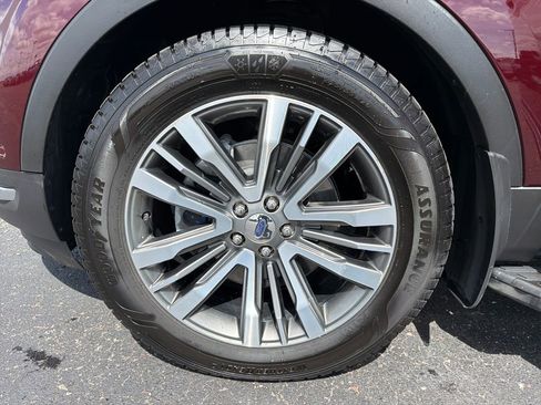 Used 2019 Ford Explorer Platinum AWD/4WD image 27