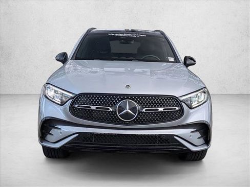 Used 2026 Mercedes-Benz GLC 300 4MATIC image 2
