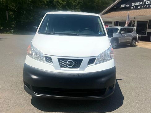 Used 2015 Nissan NV200 SV w/ Technology Package FWD image 2