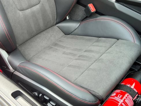 Certified 2022 Porsche 911 GT3 RWD image 41