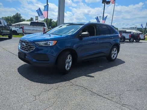 Used 2020 Ford Edge SE FWD image 5