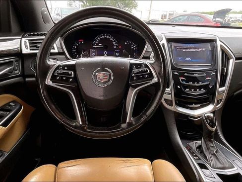 Used 2016 Cadillac SRX Luxury FWD image 8