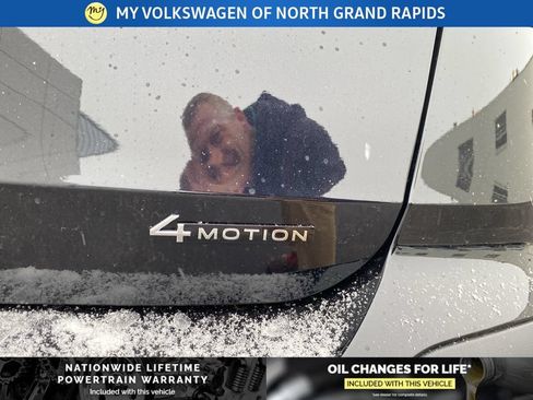 New 2026 Volkswagen Taos SE AWD/4WD image 24