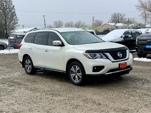 Used 2020 Nissan Pathfinder SL AWD/4WD image 7