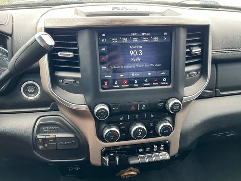 Used 2020 RAM 2500 Laramie AWD/4WD image 28