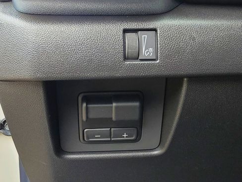 New 2026 GMC Canyon Elevation w/ Convenience Package image 27