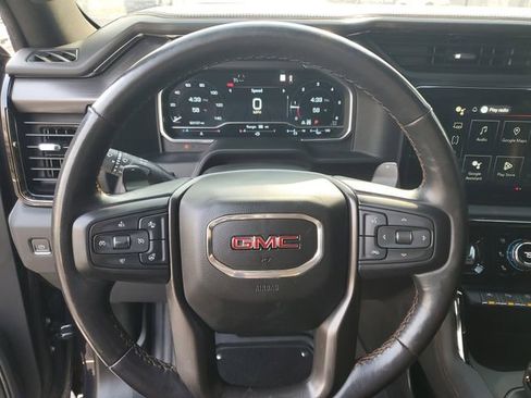 Used 2022 GMC Sierra 1500 AT4 w/ AT4 Premium Package AWD/4WD image 11