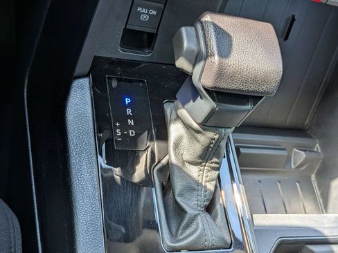Used 2023 Toyota Tundra SR5 w/ SR5 Convenience Package AWD/4WD image 25