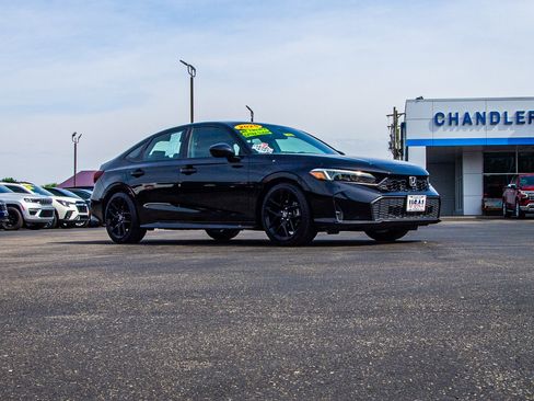 Used 2025 Honda Civic Sport image 9