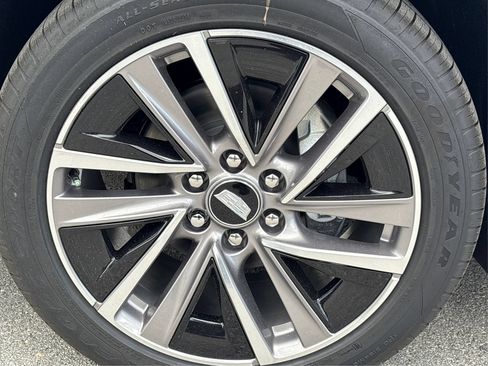 New 2027 Cadillac Vistiq Sport AWD/4WD image 13