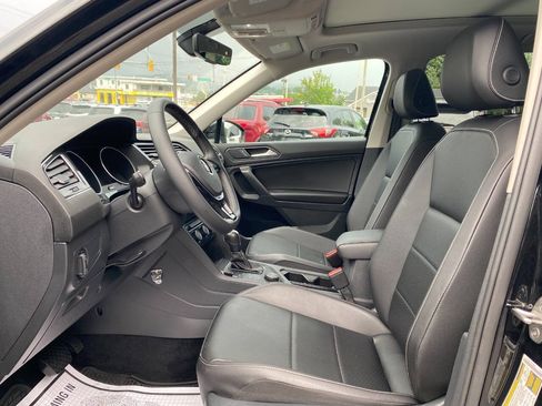Used 2021 Volkswagen Tiguan S AWD/4WD image 9