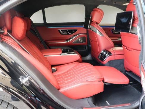 Used 2024 Mercedes-Benz S 63 AMG S image 17
