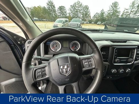 Used 2015 RAM 1500 Express image 28