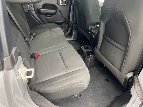 Used 2023 Jeep Wrangler Willys image 21