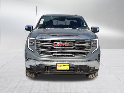 New 2026 GMC Sierra 1500 SLT w/ SLT Premium Plus Package