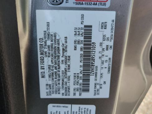 Used 2009 Ford Mustang Shelby GT500 RWD image 29