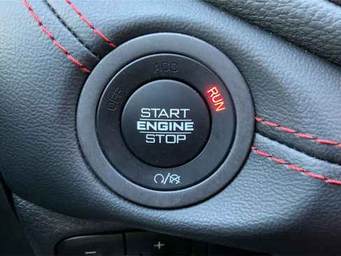 Used 2024 Dodge Durango GT image 36