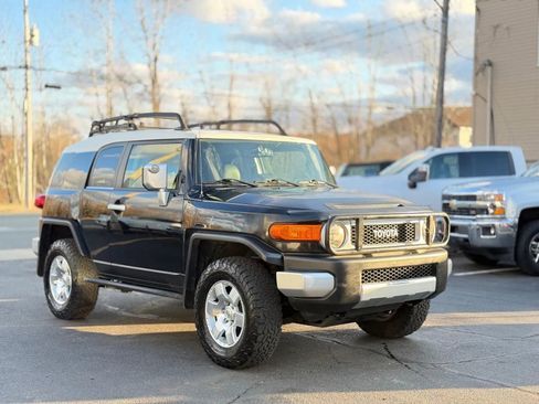 Used 2010 Toyota FJ Cruiser 4WD image 4