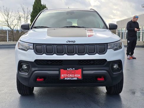 Used 2022 Jeep Compass Trailhawk image 8