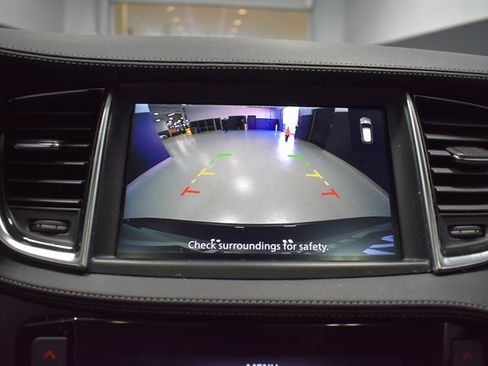 Used 2025 INFINITI QX50 Luxe image 25