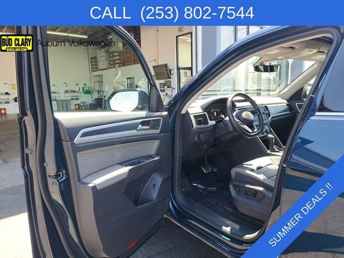 Used 2023 Volkswagen Atlas SEL Premium AWD/4WD image 9