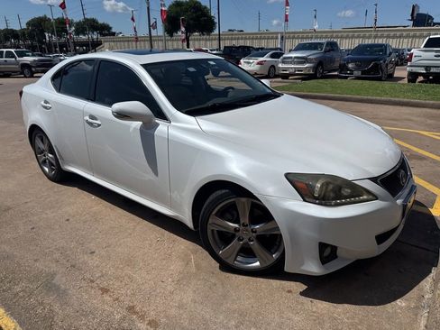Used 2013 Lexus IS 250 w/ Premium Pkg Value Edition RWD image 2