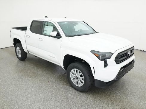 New 2025 Toyota Tacoma SR5 image 29