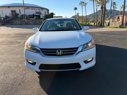 Used 2015 Honda Accord EX image 2