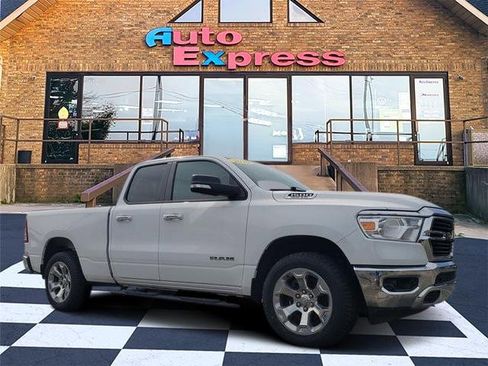 Used 2020 RAM 1500 Big Horn AWD/4WD image 1