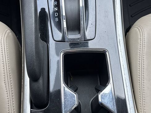 Used 2017 Honda Accord Touring image 30