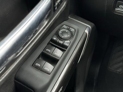 Used 2022 GMC Sierra 2500 AT4 w/ Gooseneck/5TH Wheel Package image 32