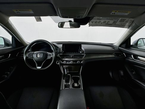 Used 2018 Honda Accord LX image 23
