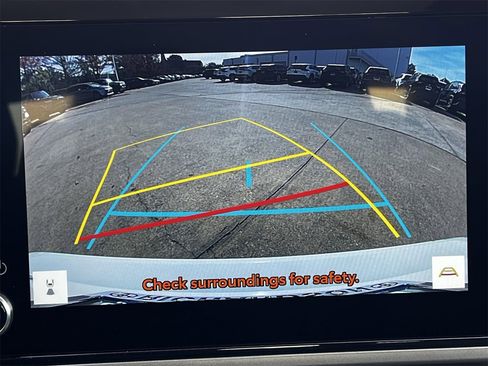 Used 2025 Toyota Camry LE image 13