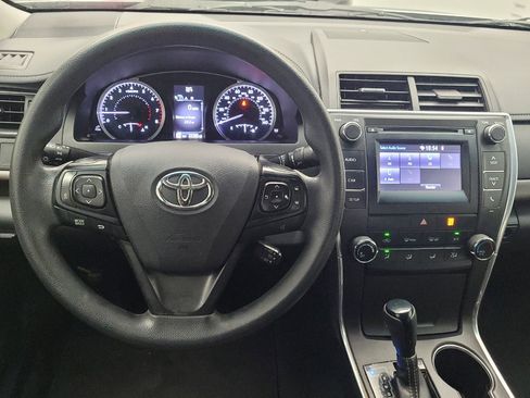 Used 2017 Toyota Camry LE FWD image 22