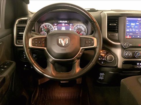 Used 2022 RAM 1500 Big Horn AWD/4WD image 6