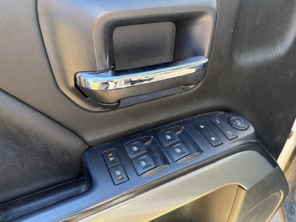 Used 2017 Chevrolet Silverado 1500 LT w/ All Star Edition AWD/4WD image 19