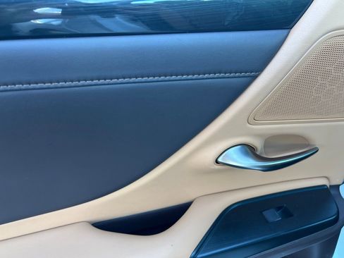 Used 2020 Lexus ES 350 image 39