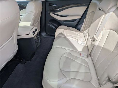 Used 2020 Buick Envision Premium image 18