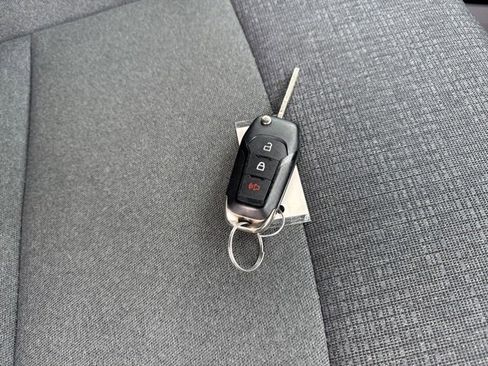 Used 2025 Ford F150 XLT w/ Equipment Group 301A Standard image 5