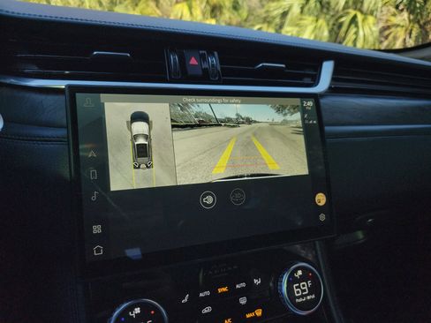 Used 2021 Jaguar F-PACE S image 25