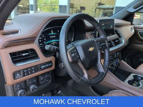 Used 2023 Chevrolet Tahoe High Country AWD/4WD image 10