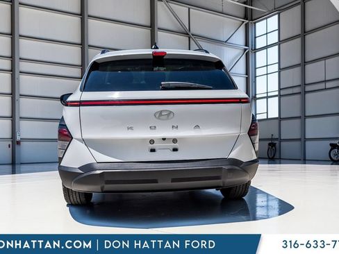 Used 2025 Hyundai Kona SEL FWD image 26