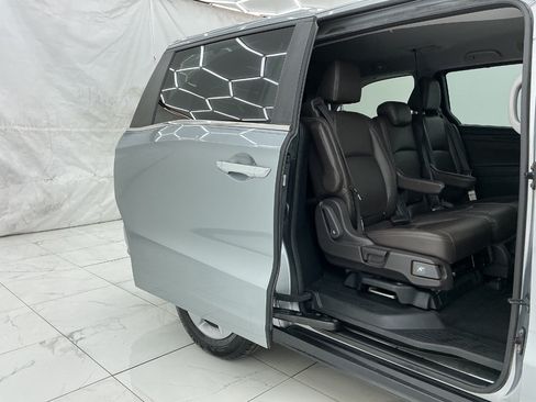 Used 2019 Honda Odyssey EX image 23